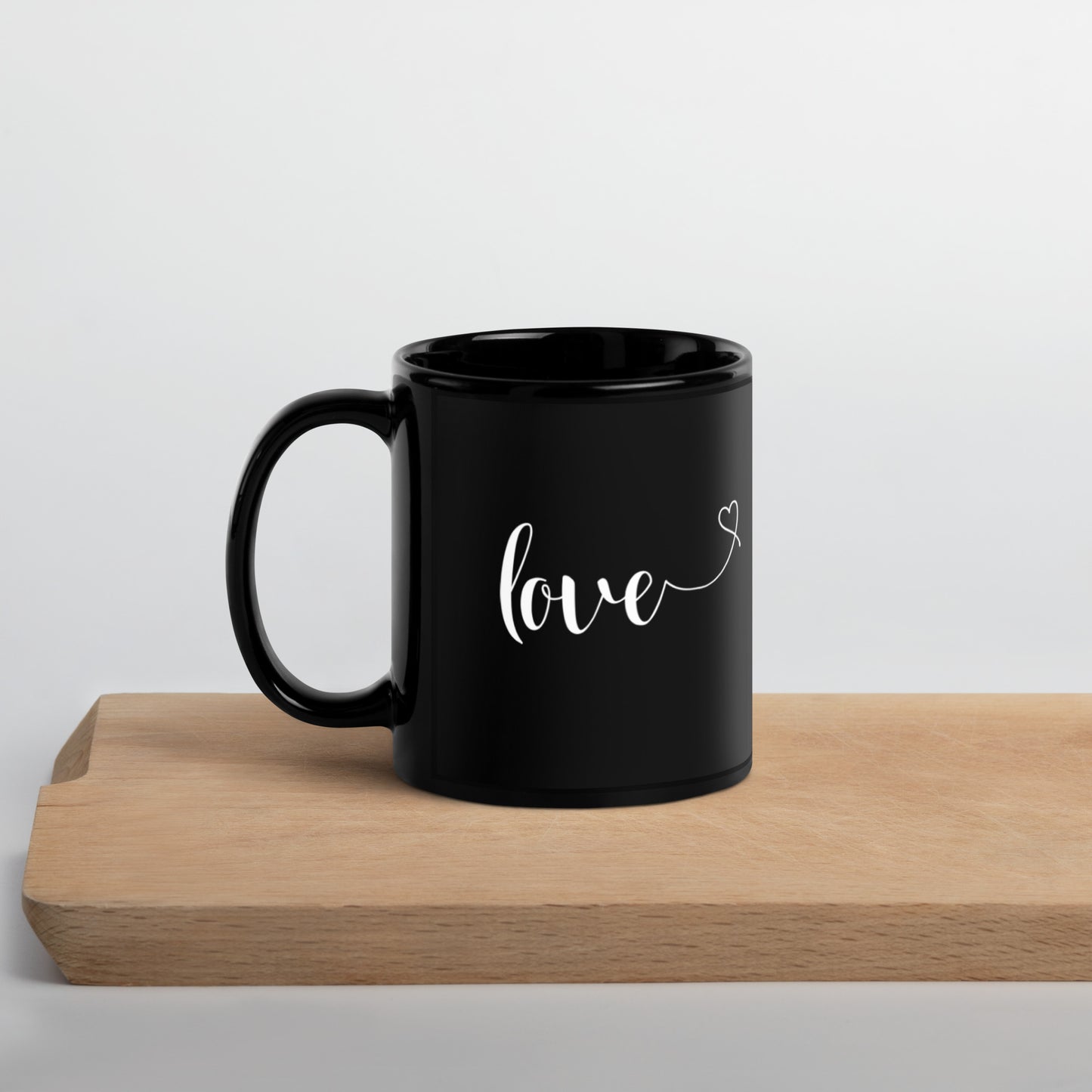 Love (heart) Black Glossy Mug