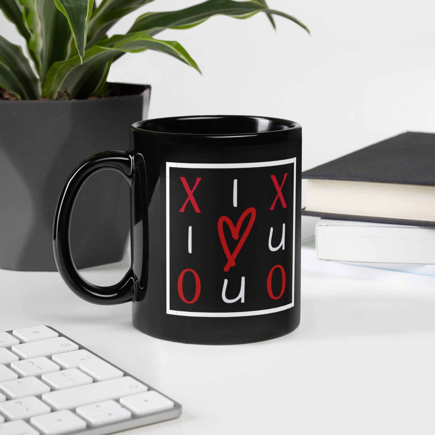 XOXO I Love You Black Glossy Mug